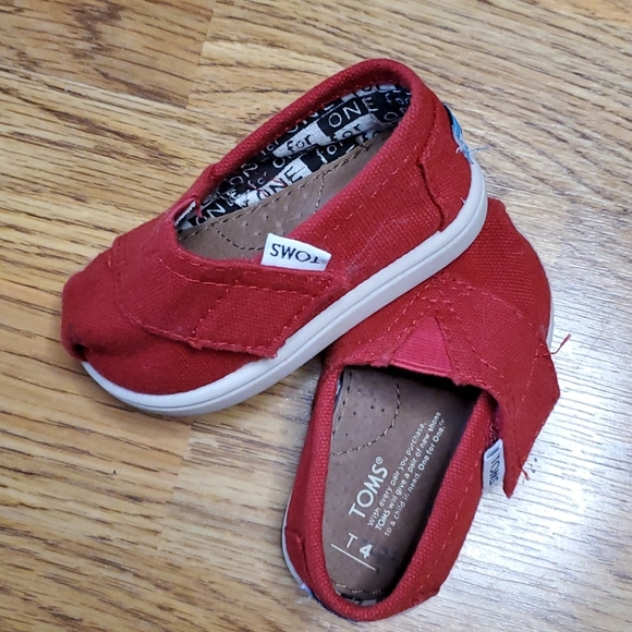 Toms Shoes | Red Baby Size 4 | Poshmark